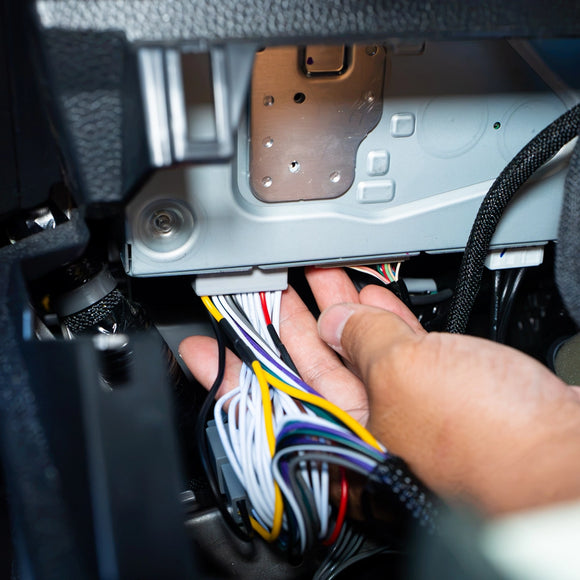 Beat-Sonic ENA-3H3 wiring harness, radio connector end
