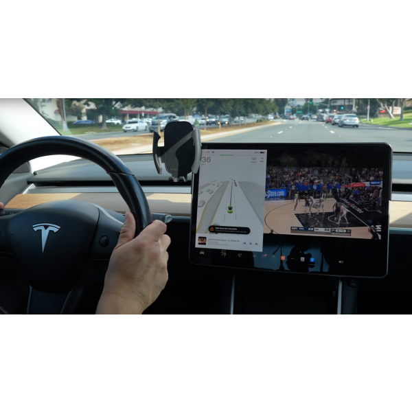 Tesla Model 3 Smartphone Mirroring Kit